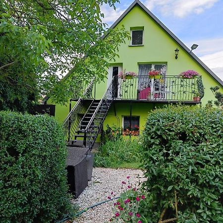 Farcik Pokoje Goscinne Nowa Wies  ภายนอก รูปภาพ